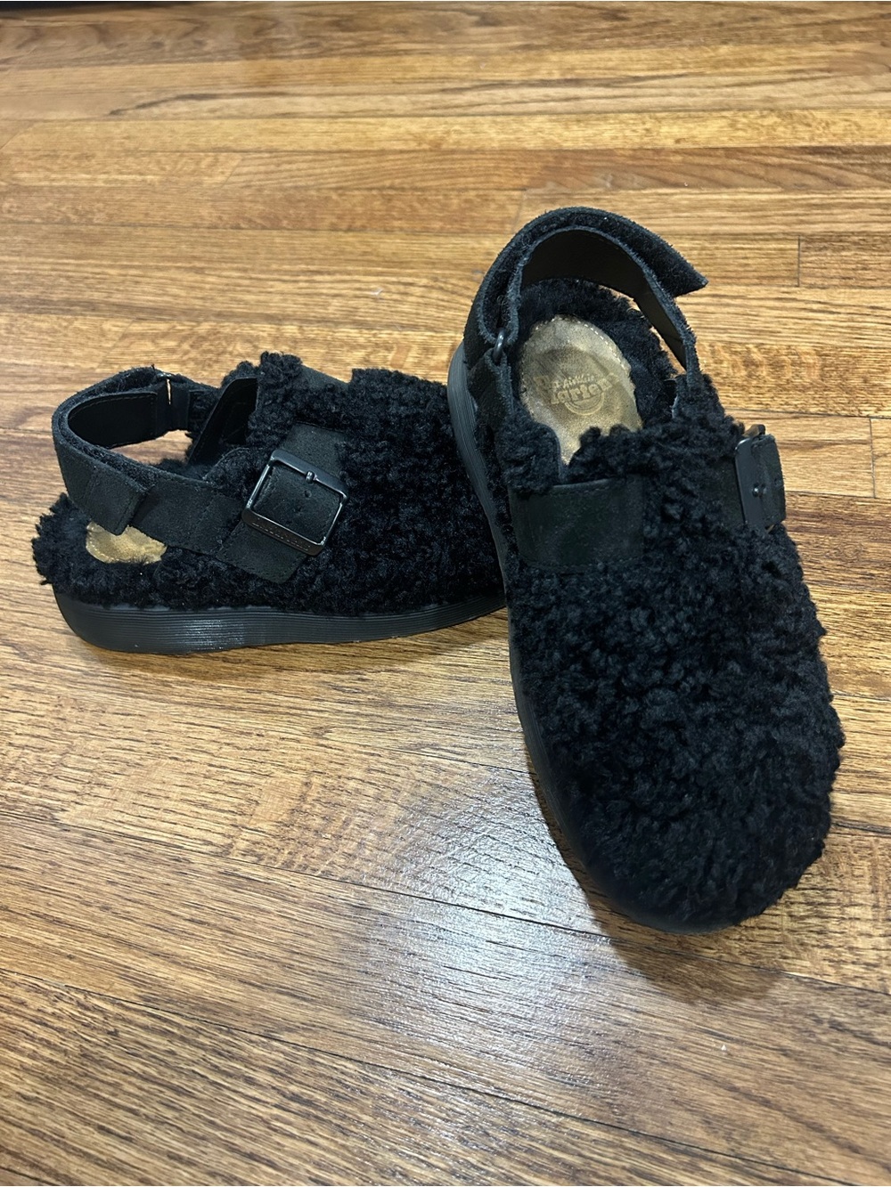 Kids Black Faux-Shearling Slip-On mules size 6
